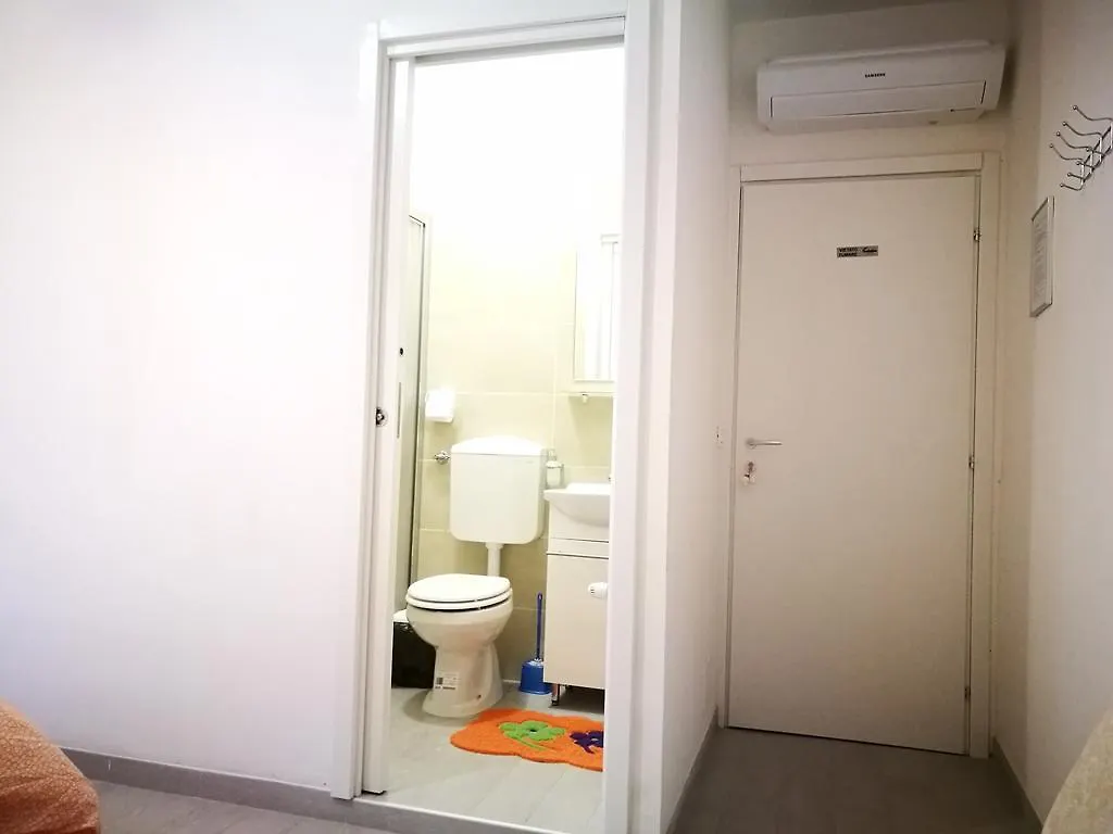 Residenza Serena-Kaixin Mestre Guest house